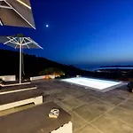 Villa Paros Blue Senses