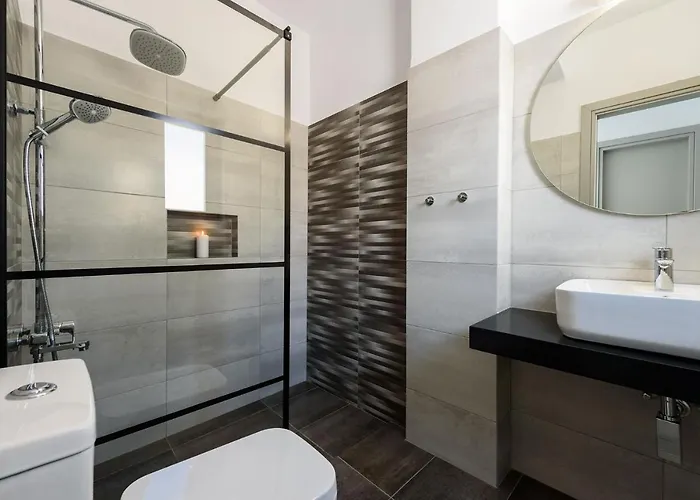 Willa Paros Blue Senses