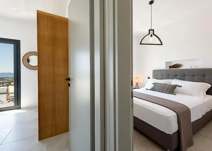 Paros Blue Senses Willa