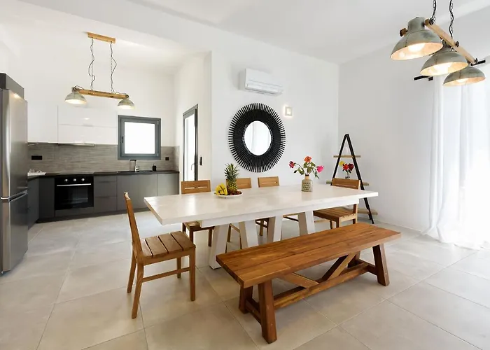 Willa Paros Blue Senses