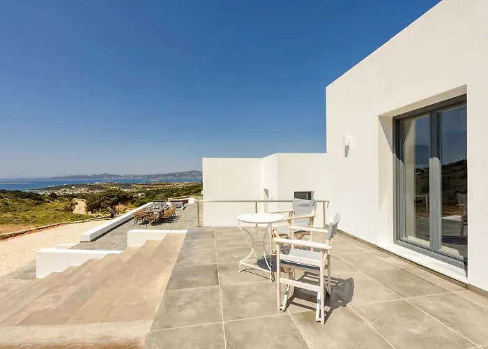 Willa Paros Blue Senses Alikí