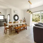 Paros Blue Senses * Aliki (Paros)