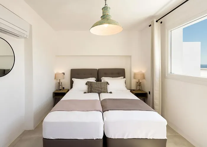 Paros Blue Senses Alikí